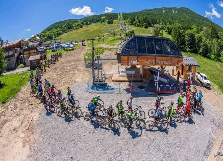 Loisirs en montagne Allos